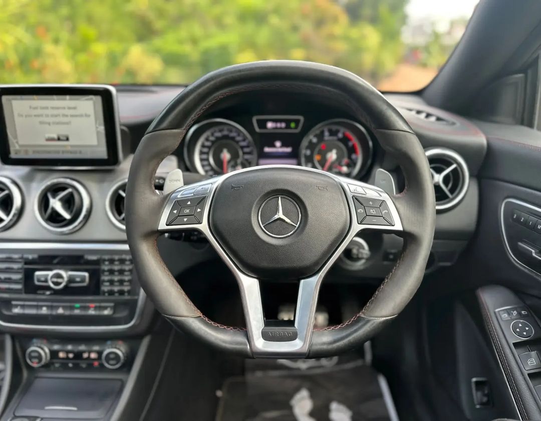 MERCEDES BENZ CLA 45 AMG