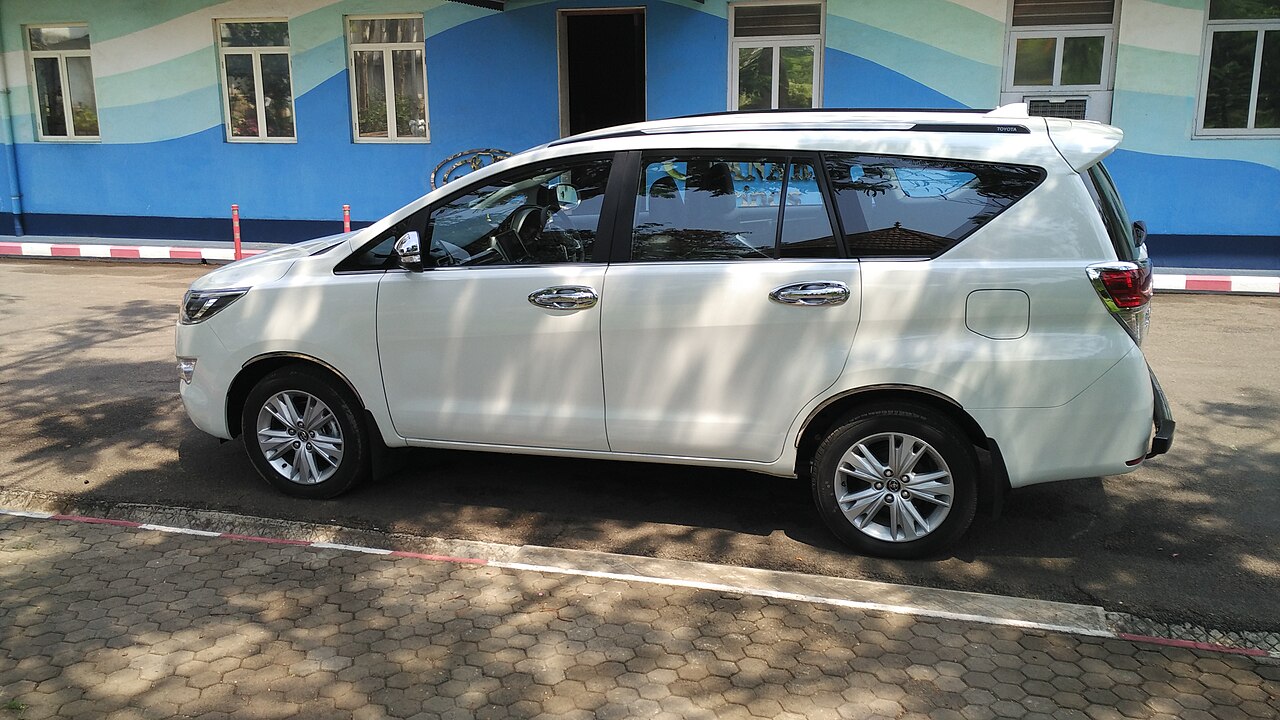 Toyota Innova Crysta 